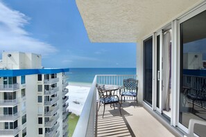 House, Accessible - Penthouse 3A Gulf Water Views Beach Gear (Fort Myers Beach)