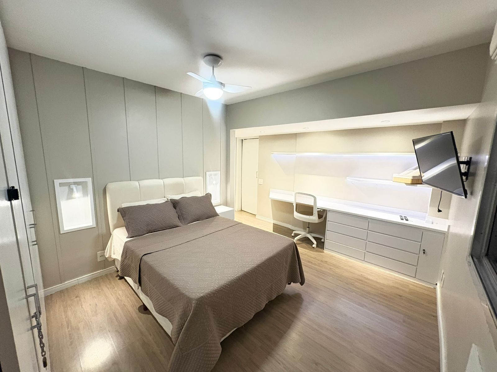2 quartos, ferros/tábuas de passar roupa, Wi-Fi de cortesia