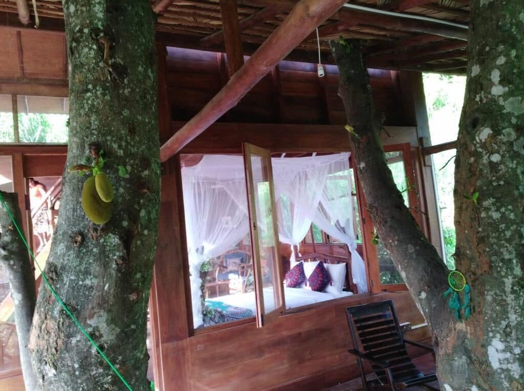 Superior Tree House, Hill View | Free WiFi