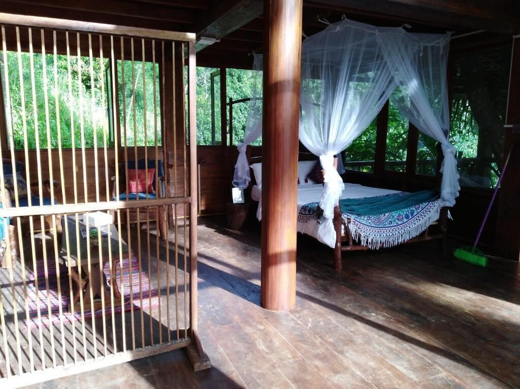 Superior boomhut, uitzicht op heuvels