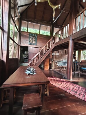 Superior boomhut, uitzicht op heuvels | Dineren