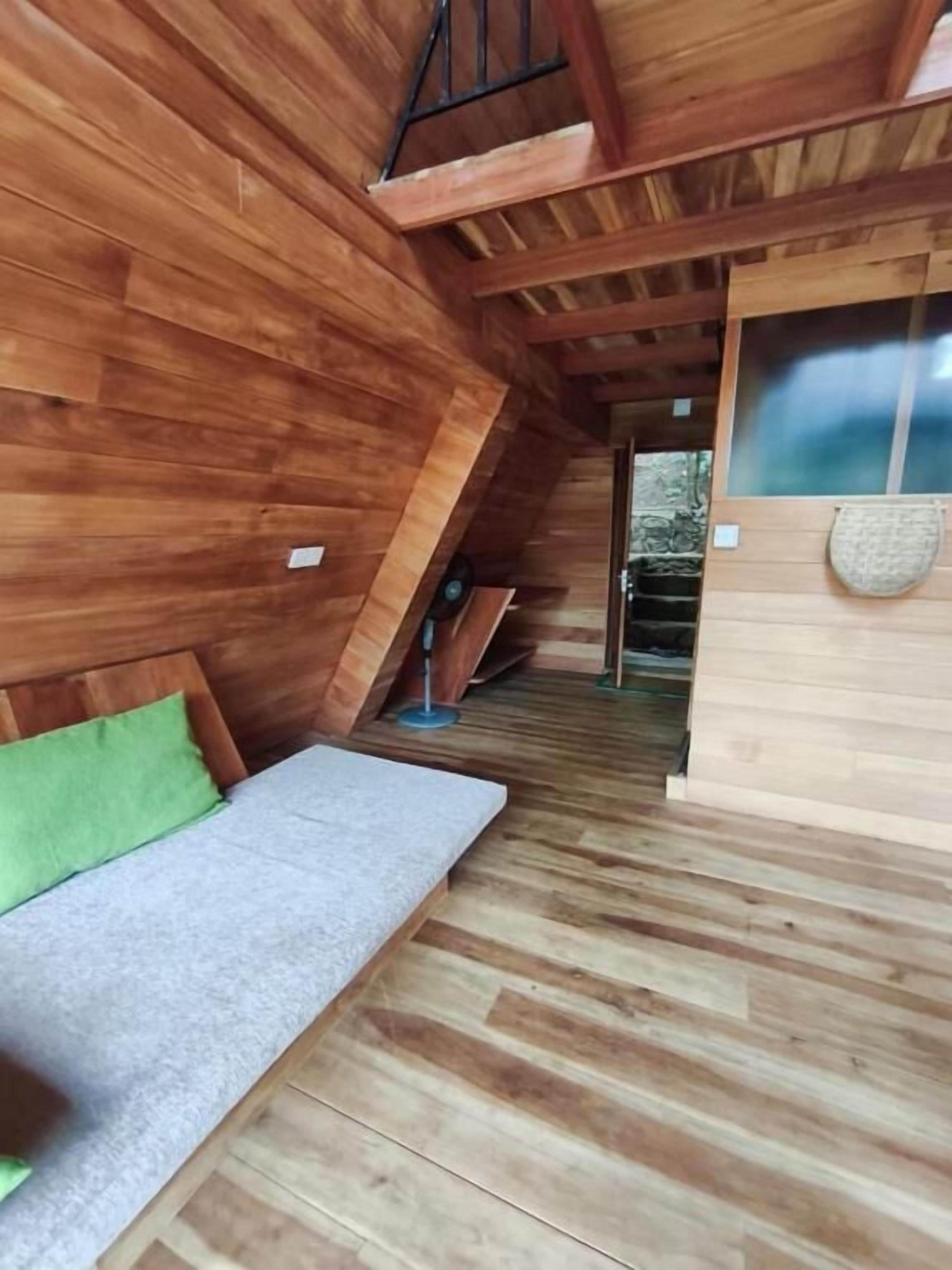 Superior Chalet, Balcony, Hill View | Interior