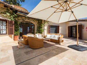 Terrace/patio - Villa Bonavista in Portals Nous. Private pool, exclusive views (Portals Nous)