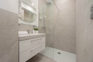 Hair dryer, towels, shampoo - Bright Studio | Balcony | Close to PGE Narodowy (Warszawa)