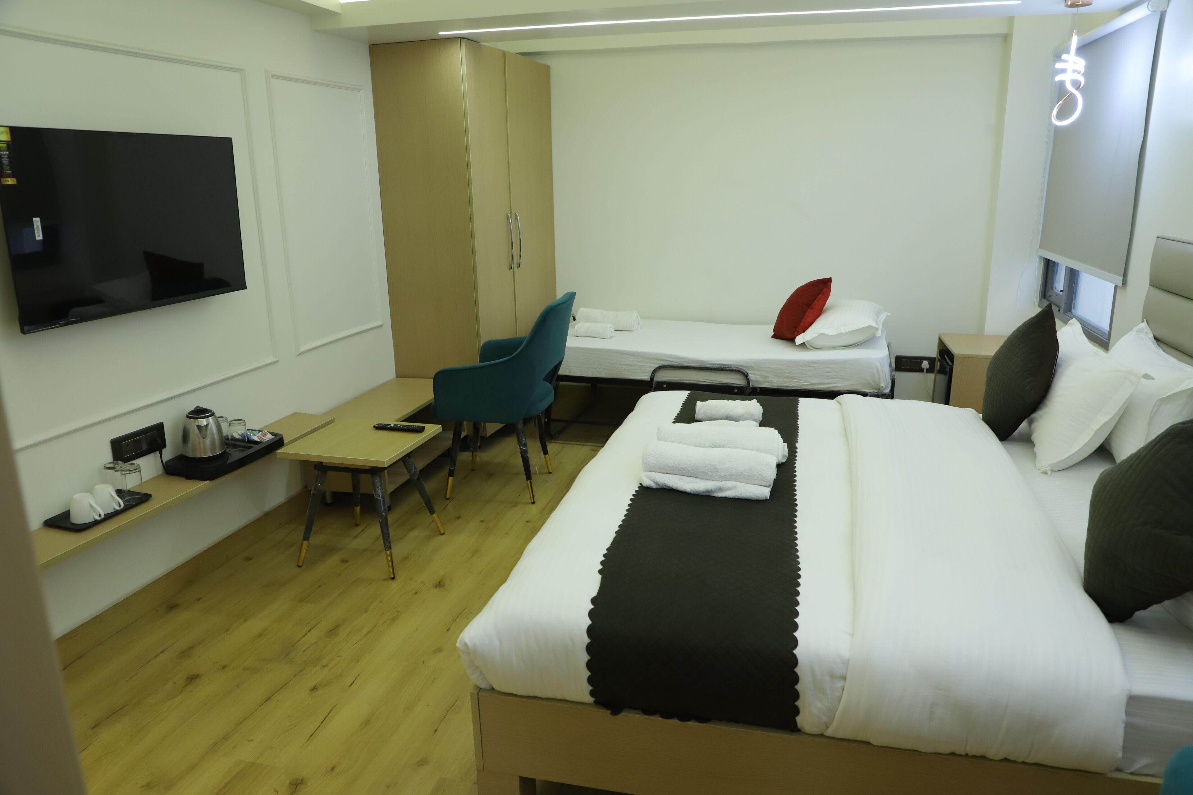 熨斗/熨衣板、上网接入、床单