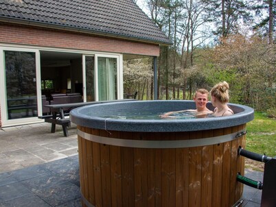 Vakantiepark De Wiltzangh - Familiehuis Wellness by Interhome