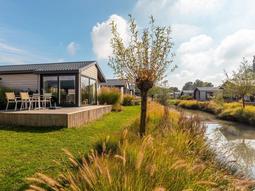 Vakantiepark Aan de Maas - Maaslande 4 personen by Interhome
