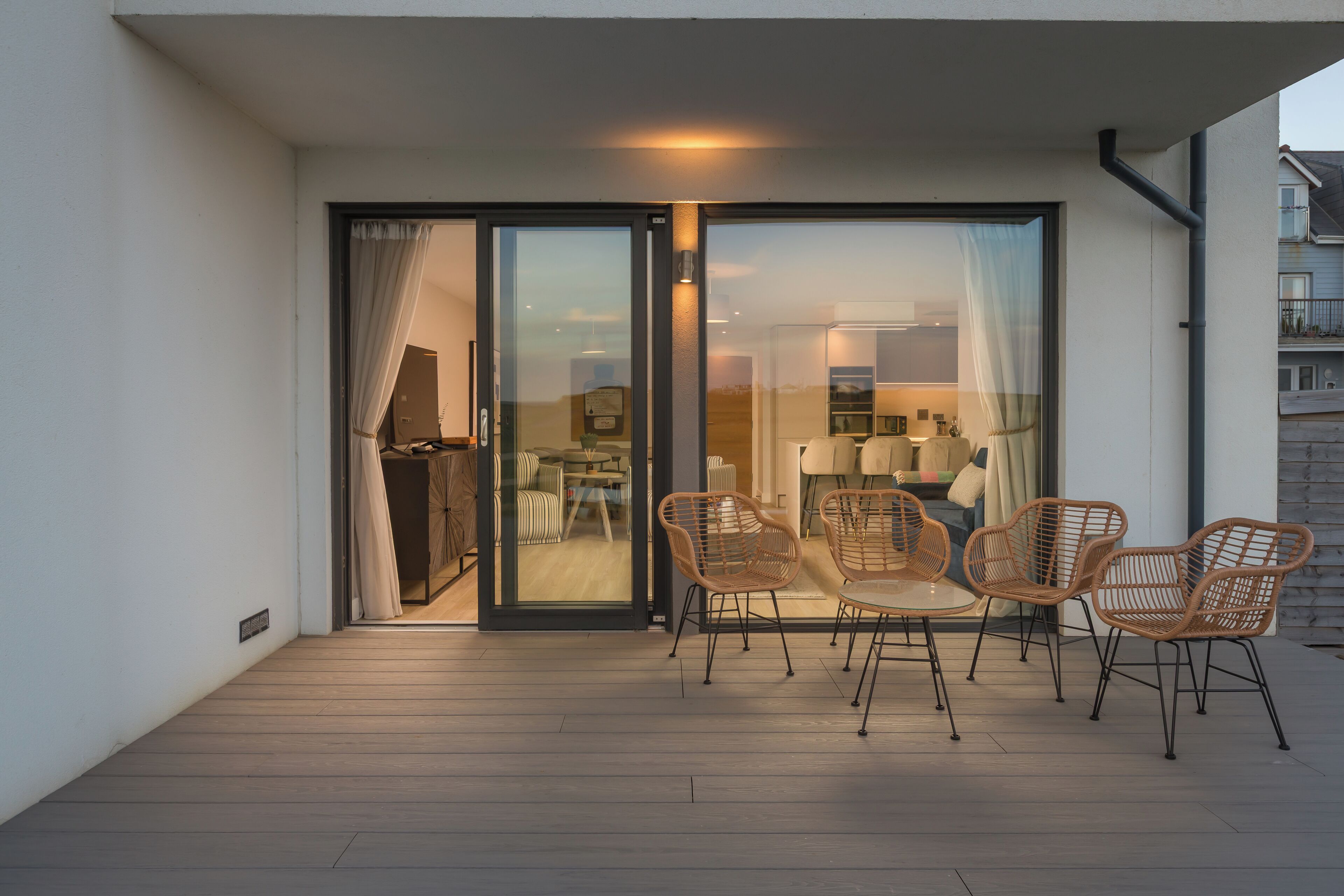 Appartement, vue baie | Restauration extérieure