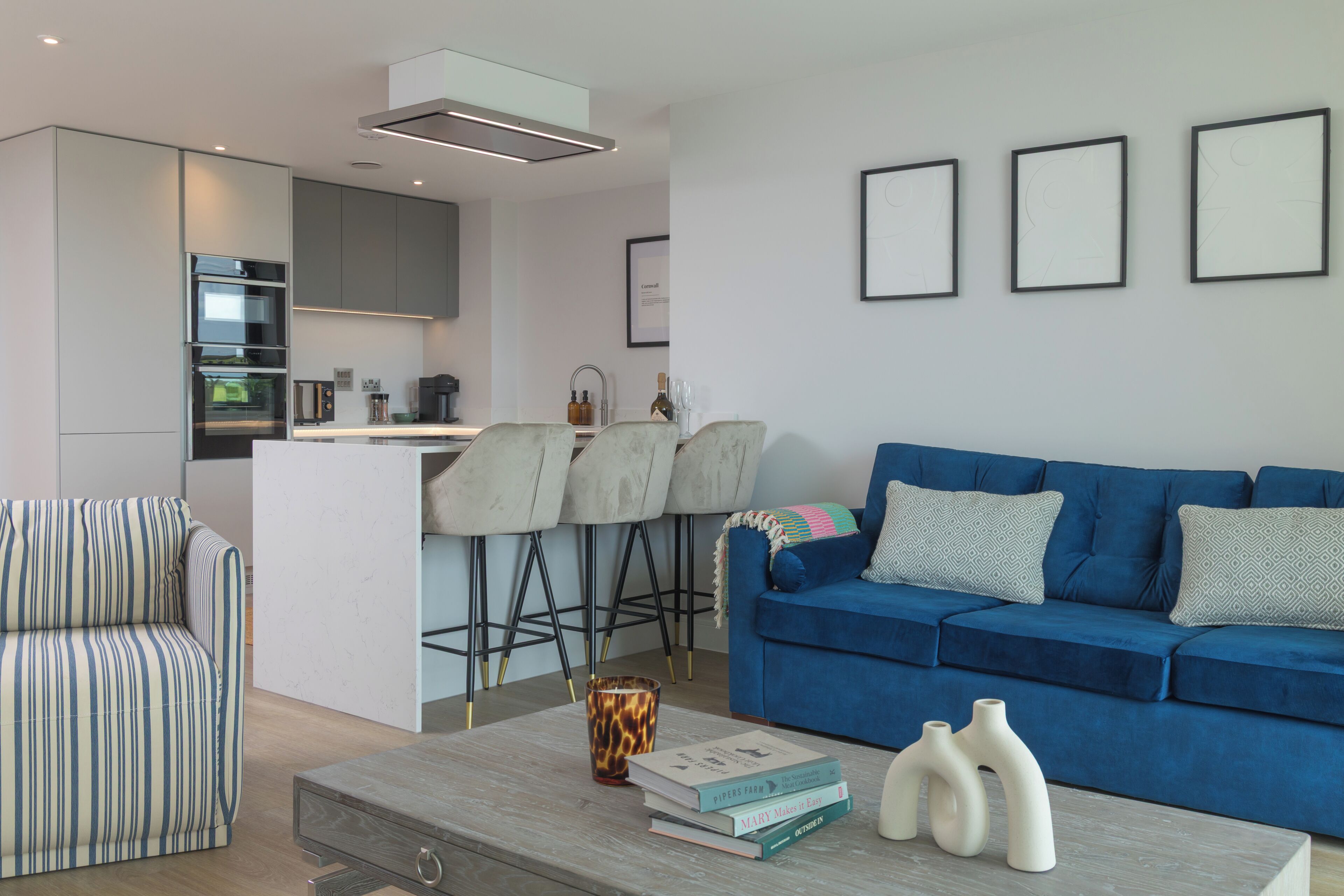 Apartment, Bay View | Living area