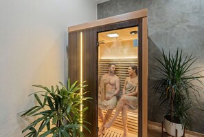 Spa - 3-bedroom townhome in perfect San Diego with AC (San Diego)