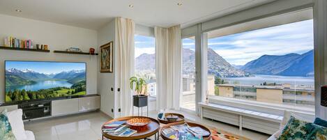 標準公寓, 2 間臥室, 微波爐 (Panoramic Lugano Loft 8min walk to) | 客廳