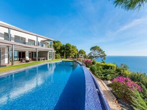 Pool - Villa Campomanes - PlusHolidays by Interhome (Altea)