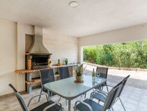 Outdoor dining - Villa Kobe - PlusHolidays by Interhome (Moraira)
