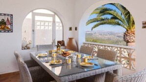 Dining - Villa Sabine - PlusHolidays by Interhome (Benissa)