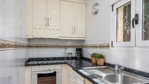 Private kitchen - Villa Rodrigo - PlusHolidays by Interhome (Benissa)