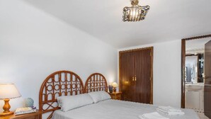 Room - Villa Rodrigo - PlusHolidays by Interhome (Benissa)