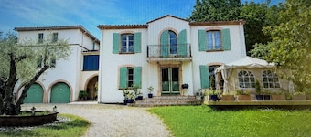 Les Roses - Bastide de l'Olivier82