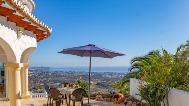 Outdoor dining - Villa Lehman - PlusHolidays by Interhome (Calpe/Calp)