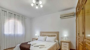 Unclassified image, 5 of 33, button - Villa Alaska - PlusHolidays by Interhome (Calpe/Calp)