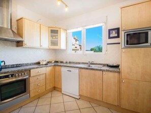 Private kitchen - Villa Helios - PlusHolidays by Interhome (Calpe/Calp)