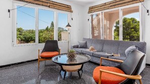 TV - Villa Estacion - PlusHolidays by Interhome (Calpe/Calp)