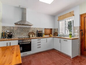 Private kitchen - Villa Estacion - PlusHolidays by Interhome (Calpe/Calp)