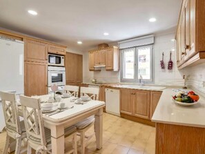 Dining - Apartment Capri - PlusHolidays by Interhome (Calpe/Calp)