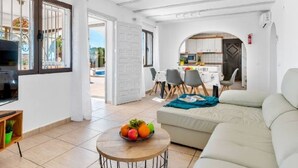 Unclassified image, 2 of 49, button - Villa Meile - PlusHolidays by Interhome (Calpe/Calp)
