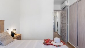 Unclassified image, 5 of 49, button - Villa Meile - PlusHolidays by Interhome (Calpe/Calp)