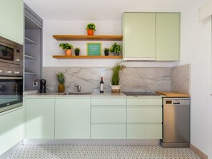 Fridge, microwave, oven, dishwasher - Apartment Turmalina Front - Plusholidays by Interhome (Calpe/Calp)
