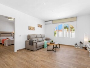 TV - Villa Amanecer - Plus by Interhome (Calpe/Calp)
