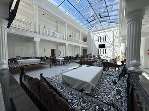 Dining - Kampoeng Samarkand Hotel (Xartang)