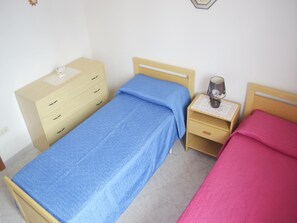 Room - Casa vacanze Chikai a 230 metri dalla spiaggia Li Marangi di San Foca (San Foca)