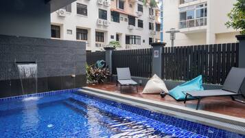 Outdoor pool, sun loungers
