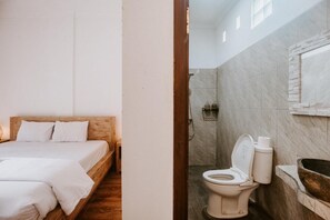 Quarto casal, vista para o jardim | Banheiro