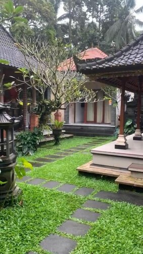 Jananing Guest House