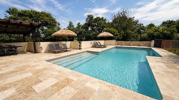 Piscine extérieure