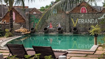 Basic Twin Room, Garden View | Pool | Outdoor pool