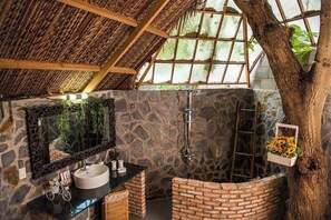 Standard Bungalow, Courtyard View | Bathroom | Shower, hair dryer, towels, soap - VERANDA RESORT (Phan Thiet)