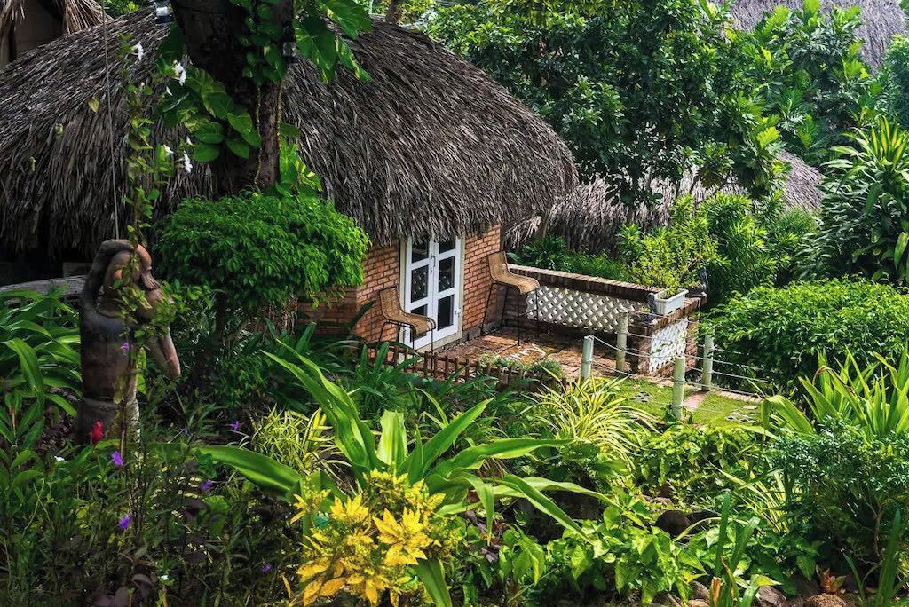 Bungalow, Courtyard View | Property grounds