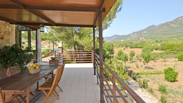 Outdoor dining - Vacation home Lila by Interhome (Selva)