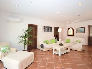 Living area - Vacation home Jaume by Interhome (Alcúdia)