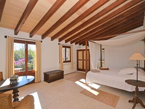 6 Schlafzimmer, Internetzugang