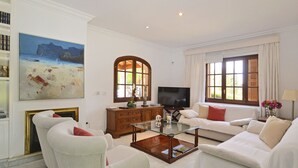 TV, fireplace, DVD player - Bennassar by Interhome (Inca)