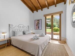 Bedroom - VILLA CASA DEL TALAIOT SENCELLES VT/1743 by Interhome (Sencelles)