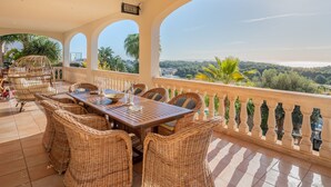 Unclassified image, 5 of 38, button - VILLA BENDINAT 10 - by Priority Villas by Interhome (Bendinant)