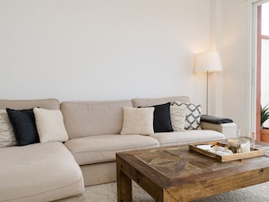 TV - Marbella Playa 7 by Interhome (Marbella)