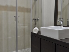 Shower - Apartamento en Puerta del Sol centro ciudad (Madrid)