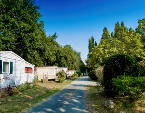 Property grounds - Mobilhome 2 Bedrooms - Family Camping JF41 (Les Mathes)
