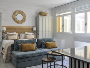 Iron/ironing board, Internet - Fantastic Studio in Puerta del Sol (Madrid)